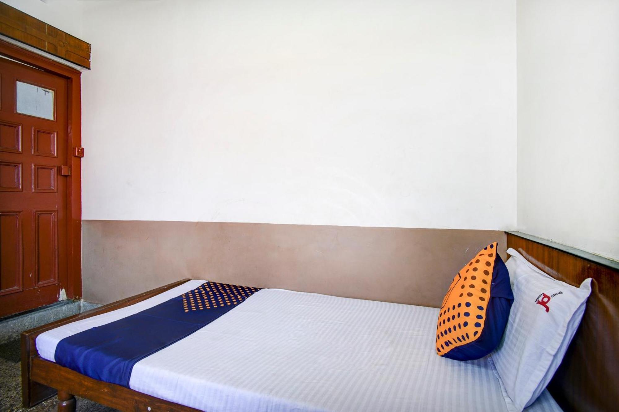 Spot On Hotel Jd Sons Nagpur Buitenkant foto