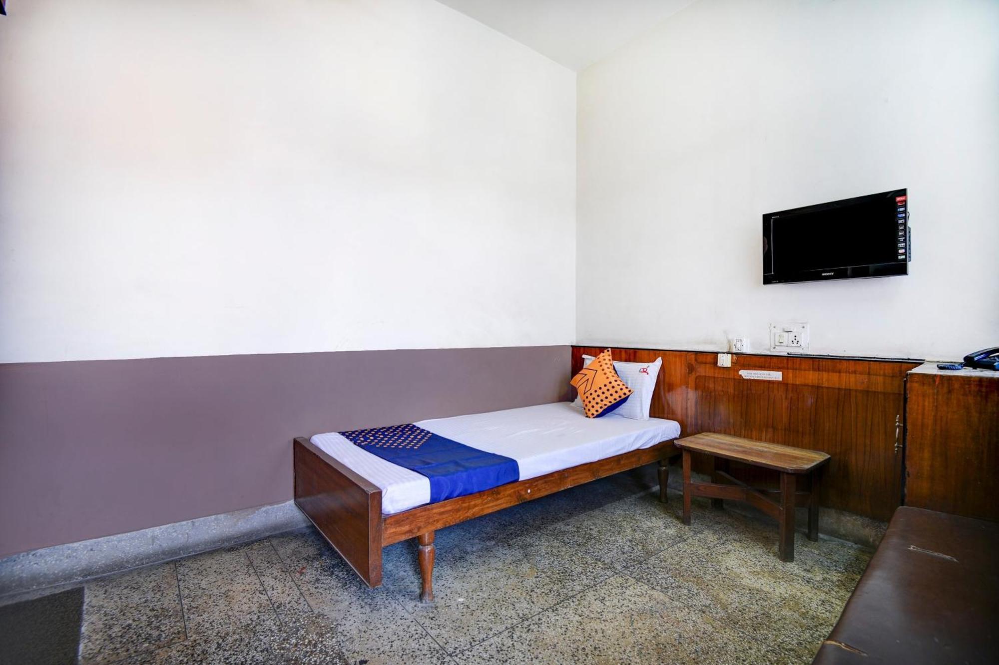 Spot On Hotel Jd Sons Nagpur Buitenkant foto